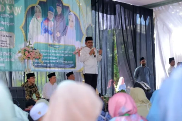 Teladani Akhlak Nabi, Wali Kota Tangerang Ajak Warga Hidup Bersih Lewat Gerakan Sedekah Sampah