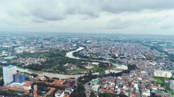 Cuaca Tangerang Sepekan: Hujan Datang di Awal–Akhir Pekan, Warga Diimbau Tetap Waspada