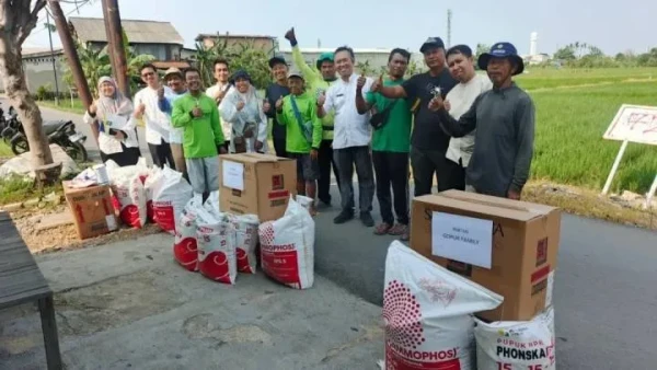 Pemkot Tangerang Salurkan Ribuan Kilogram Bantuan Pertanian, Petani Didorongkan Tingkatkan Produktivitas