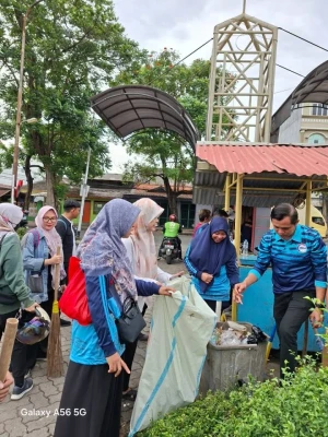 Jumat Serentak” Kembali Gaungkan Semangat Gotong Royong, Warga dan Pemkot Tangerang Bergerak Bersama Jaga Lingkungan
