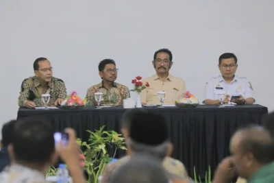Wali Kota Sachrudin Tegaskan Integritas Aparat Wilayah: “Lurah dan Camat Wajib Jadi Garda Terdepan Pelayanan Publik”