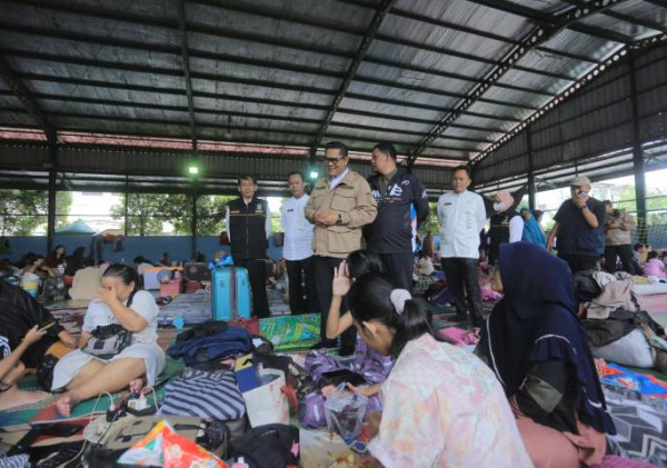 Hujan Tak Kunjung Reda, Banjir Kepung Kota Tangerang: Wakil Wali Kota Turun Langsung ke Lokasi