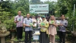 Dukung Ketahanan Pangan Kota, Pemkot Tangerang Sebar Ratusan Benih Tanaman ke Kelompok Wanita Tani!