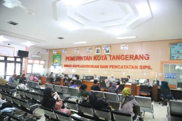 Dokumen Hilang Akibat Banjir? Disdukcapil Kota Tangerang Layani Cetak Ulang Gratis
