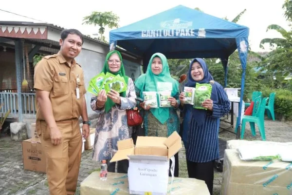 Pemkot Tangerang Dorong Urban Farming, 76 Kelompok Wanita Tani Dapat Bantuan Benih hingga Alat Pertanian