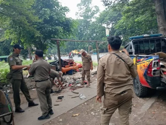 Tertibkan Bangunan Liar dan PKL di Sekitar Mall Balekota, Pemkot Tangerang Tegaskan: Fasilitas Publik Harus Sesuai Peruntukan
