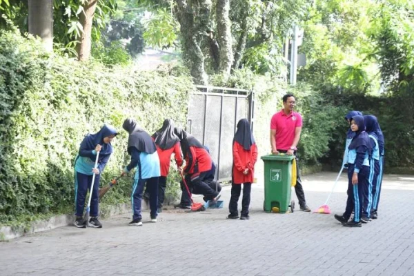 Kota Tangerang Jadi Sorotan Nasional! KLH Tetapkan sebagai Lokus Utama Aksi Nyata Jumat Bersih Sampah