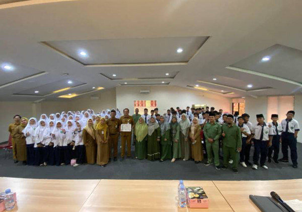 Puluhan Pelajar MTs Asy-Syukriyah Belajar Langsung Proses Pembangunan Kota di Dinas PUPR Tangerang