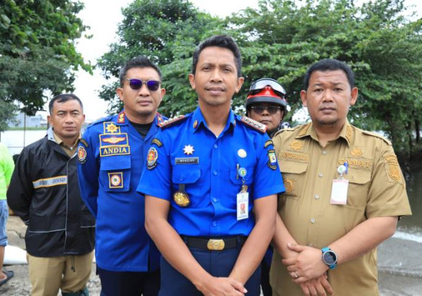 Banjir Periuk Damai Masih Bertahan, Pemkot Tangerang Tambah Pompa dan Targetkan Surut Dua Hari