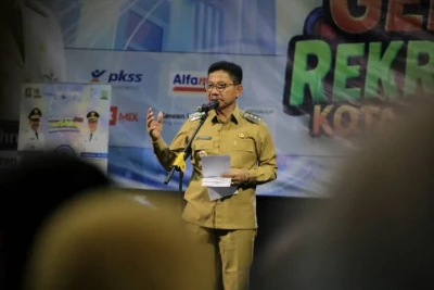 Gebyar Rekrutmen Kerja Warnai Kota Tangerang, Wali Kota Sachrudin: “Jangan Menunggu Peluang, Ciptakan Kesempatan!”