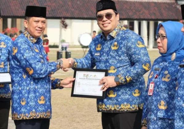 Memperingati Hari Sumpah Pemuda: Pj Bupati Tangerang Ajak Generasi Muda Jaga Persatuan dan Kesatuan Bangsa