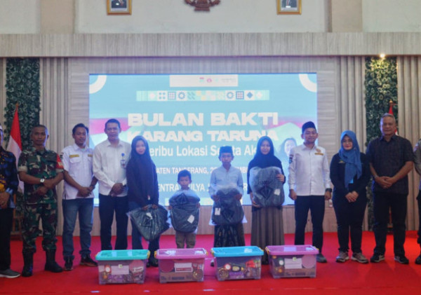 Sinergi Perdana Kemensos dan Karang Taruna, 50 Anak PPKS  di Tangerang Terima Bantuan