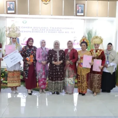 Pesona Busana Nusantara Warnai Peringatan Hari Ibu ke-97, Perempuan Tangerang Tunjukkan Harmoni dan Kepedulian