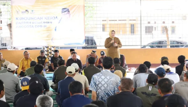 Warga Perum Sudirman Diminta Lebih Peduli Sampah, Wabup Intan Tegaskan Pentingnya Pola Hidup Sehat