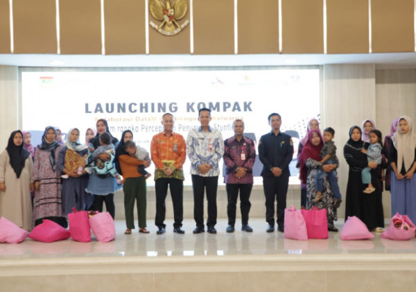 Luncurkan Program Kompak, Pj Bupati Tangerang Tandatangani Komitmen Atasi Stunting