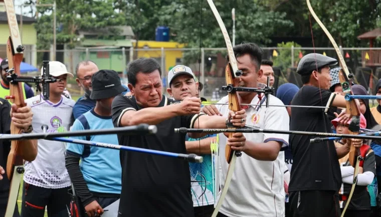 Kejuaraan Panahan Bupati Cup 2025 Resmi Dibuka, Ratusan Atlet Bersaing Rebut Gelar Terbaik