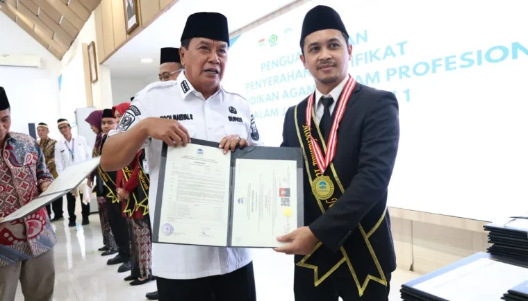 753 Guru PAI Raih Sertifikat Profesional, Bupati Maesyal Rasyid: “Ini Bukti Doa, Usaha, dan Ketakwaan Mereka”