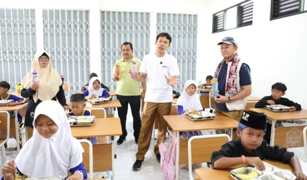 Wakil Wali Kota Serang Imbau Siswa Bawa Tumbler untuk Kurangi Sampah Plastik
