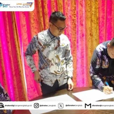 DISNAKER Kabupaten Tangerang Teken Kerja Sama Penempatan Transmigrasi dengan Kabupaten Sidrap