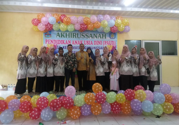 Camat Erwin Hadiri dan Apresiasi Acara Pelepasan TK,PAUD Se-Kecamatan Gunung Sari