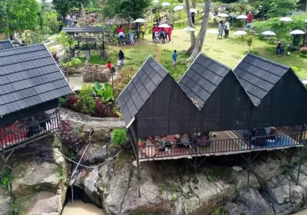 Saung Ende, Harmoni Alam dan Kuliner Khas Banten di Tepi Kali Lesung