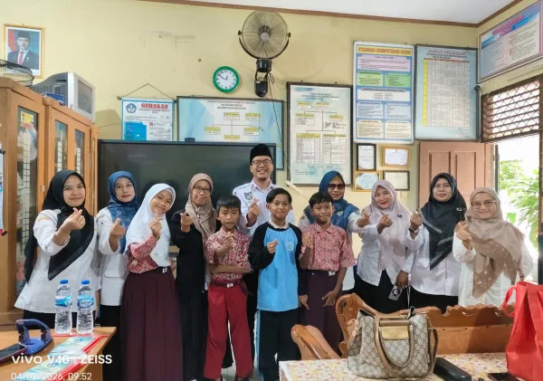 Kepala Desa Sindangheula Jalin Silaturahmi dan Kerja Sama Pendidikan dengan SDN Benoa
