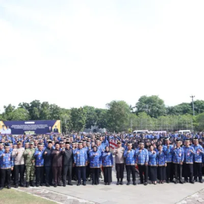 Pemkab Tangerang Lantik 8.205 PPPK Paruh Waktu, Terima Penghargaan dari BKN