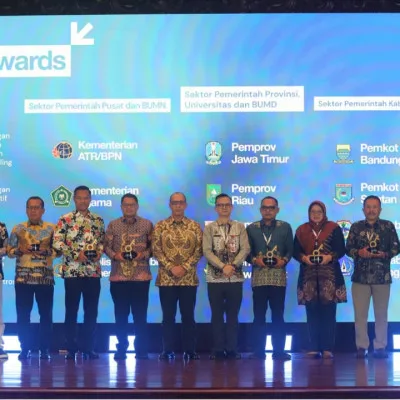 Pemkot Tangsel Raih Penghargaan Pengguna Aktif Terbanyak Sertifikasi Elektronik di BE Award 2025