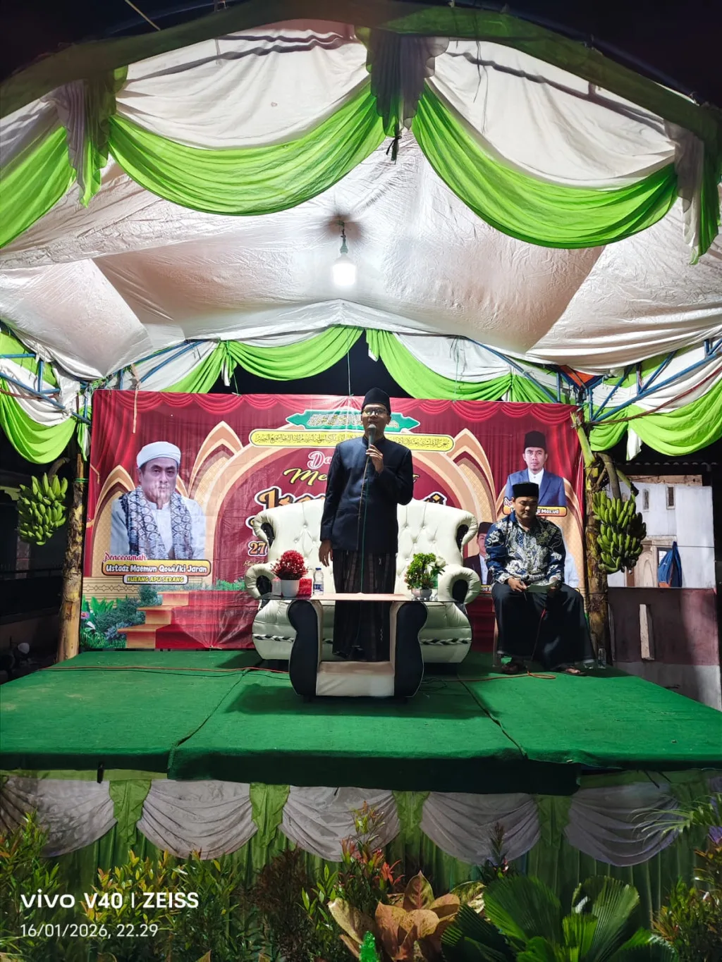 Peringatan Isra Mi’raj di Sindangheula Berlangsung Khidmat dan Meriah