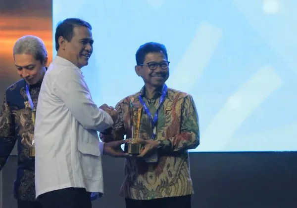 Pemkot Tangerang Raih Juara I BKN Award 2025 di Ajang Rakornas Kepegawaian