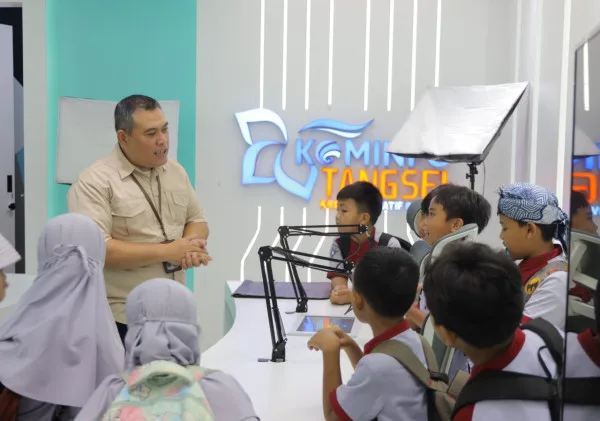 Diskominfo Tangsel Terima Kunjungan Edukasi Literasi Digital dari SDIT Al-Ikhlas Serpong
