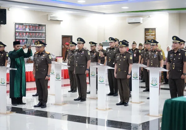 Kajati Banten Lantik Pejabat Eselon II dan III, Tekankan Integritas dan Komitmen Penegakan Hukum Berkeadilan