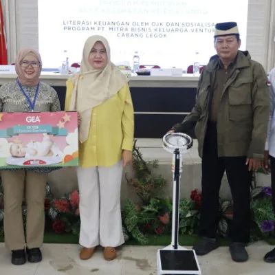 Baznas dan MBK Ventura Salurkan Alkes untuk Perkuat Posyandu di Kecamatan Legok