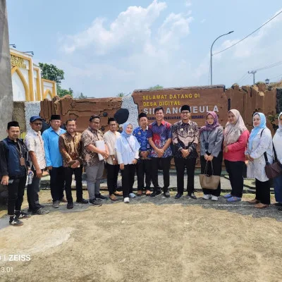 Pemdes Sindangheula Terima Kunjungan Tim Kemendesa untuk Monitoring Program eHDW Penurunan Stunting