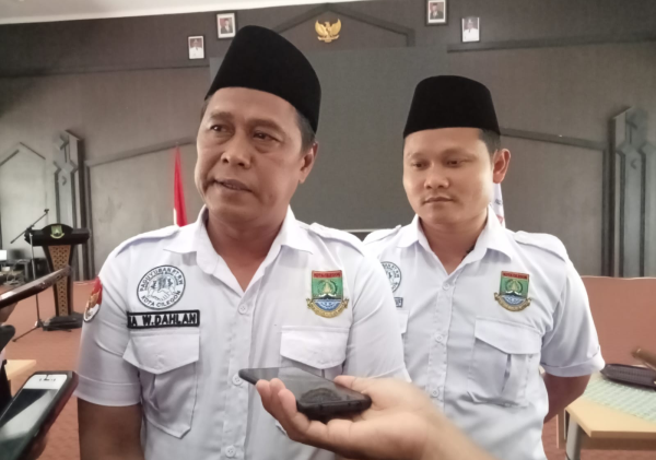 Paguyuban RT/RW Dikukuhkan Oleh Walikota Cilegon Helldy Agustian