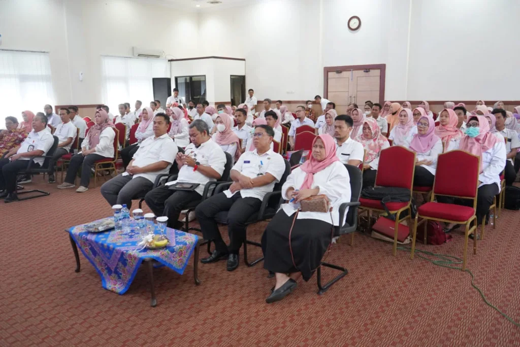 Buka Bimtek Penatausahaan Keuangan Daerah, Wali Kota Helldy Minta ASN Bekerja Sesuai Aturan