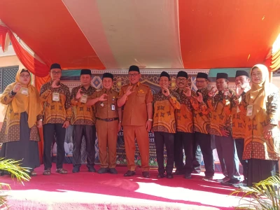 Wali Kota Cilegon Minta Anak Berprestasi Diberi Kadeudeuh
