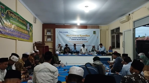 PT Indorama menyerahkan Bantuan Mesjid Dan DKM Se Kelurahan Kepuh