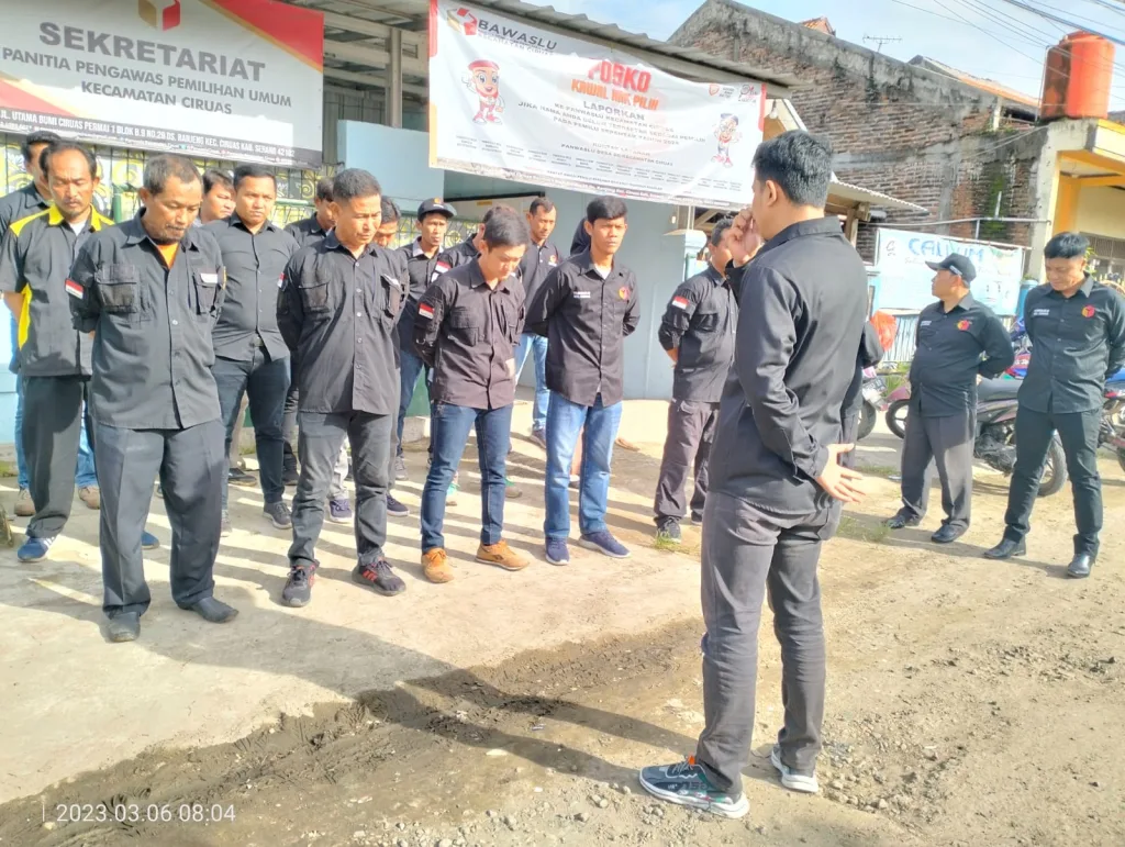Panwaslu Kecamatan Ciruas Lakukan Pengawasan Patroli Kawal Hak Pilih Di 15 Desa Se-Kecamatan Ciruas.