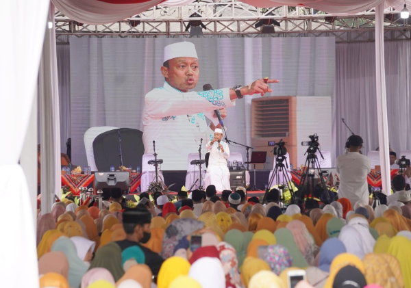 Pesan Ustad Das’ad Latif, Jangan Korupsi dan Jangan Tinggalkan Sholat