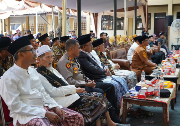 Pemkot Cilegon Alokasikan Honor Guru Madrasah dan Guru Ngaji Rp33 M