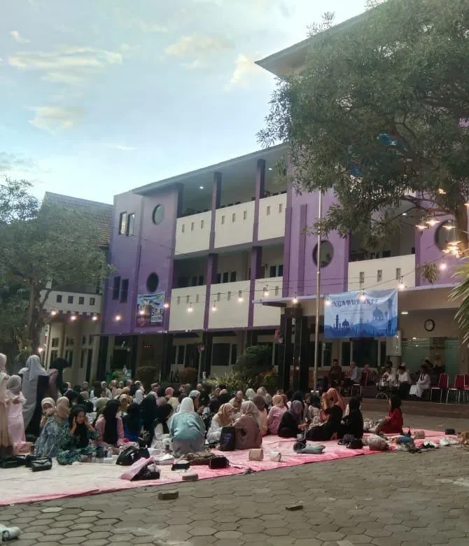 Buka Bersama Akbar Siswa Dan Alumni SMK Kesehatan Husada Pratama
