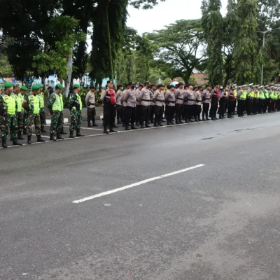 Wakapolres Lebak Pimpin Apel Kesiapan Pengamanan Malam Tahun Baru 2023 di Alun-alun Rangkasbitung