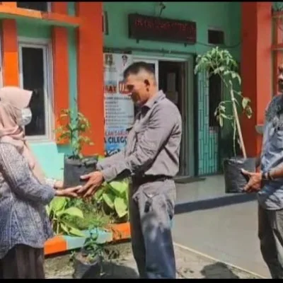 DKPP Kota Cilegon Sebar 1.200 Bibit Tanaman