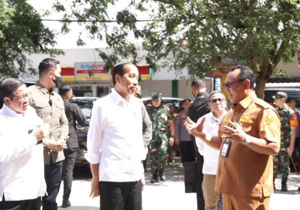 Presiden Jokowi Minta Pemkot Cilegon Jaga Kestabilan Harga Pokok