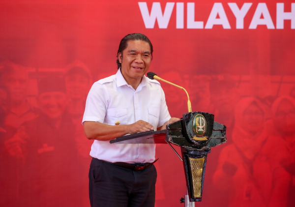 Waspada Cuaca Ekstrem, Pj Gubernur Banten Al Muktabar Imbau Masyarakat  Berhati-hati