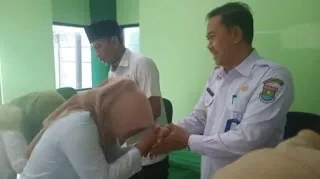 Hari Pertama Masuk Kerja Setelah Idul Fitri, Camat Cisoka dan TIM Kerja Serta Insan PERS Makan Bareng