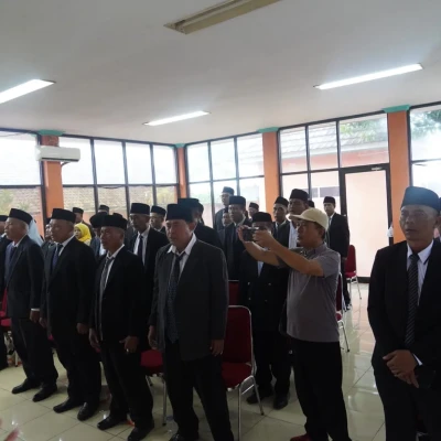 Helldy Lantik 48 RT dan RW se-Kelurahan Masigit