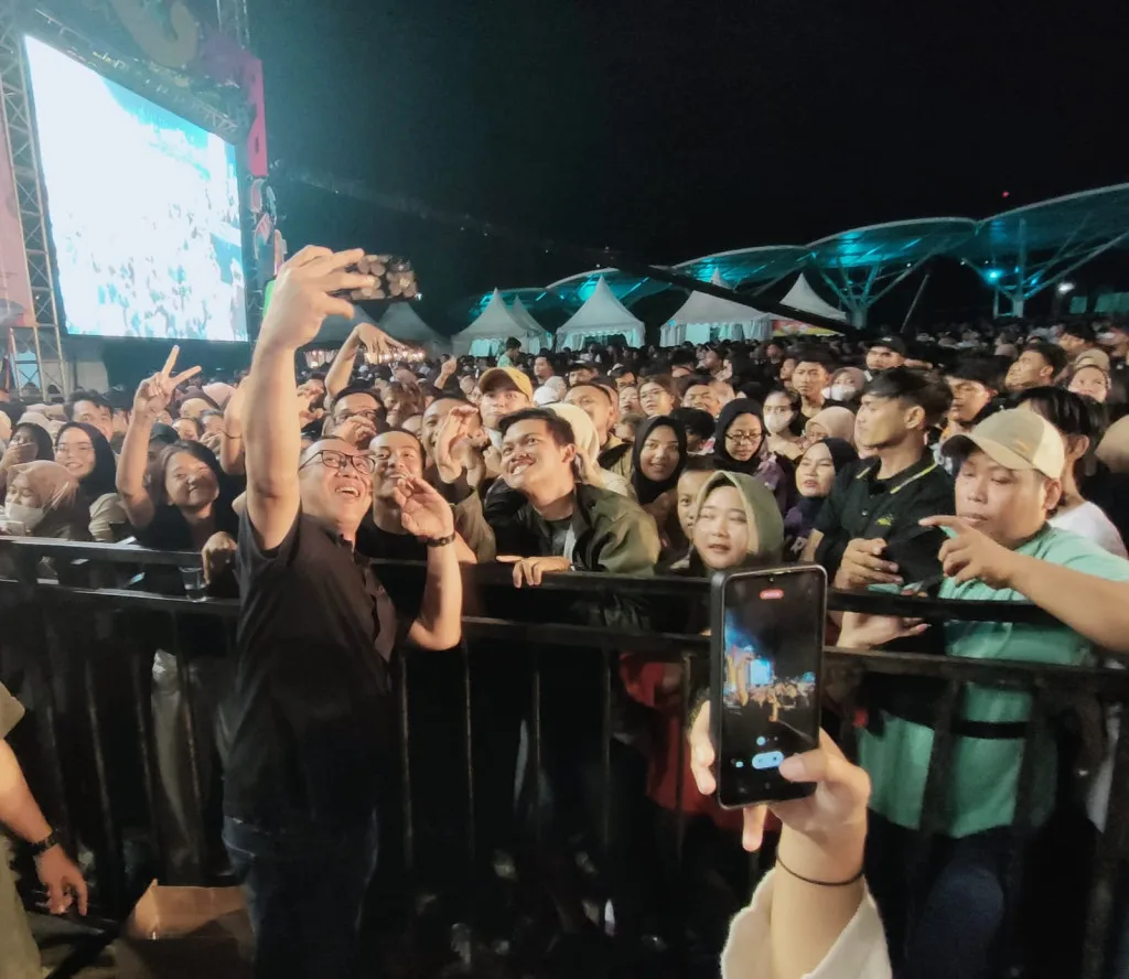 Wali Kota Helldy Resmi Tutup Cilegon Fest 23 dengan tepukan meriah pengunjung