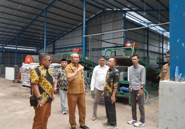 Anggota Dewan Pangkep Pelajari Pengelolaan Sampah di Cilegon